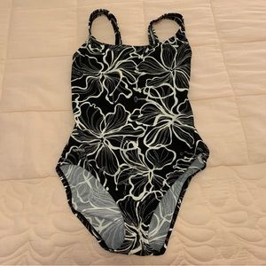 SPEEDO size 12 black white one piece swimsuit with built in bra area